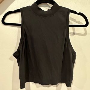 Lululemon Size 4 High Neck Crop Tank